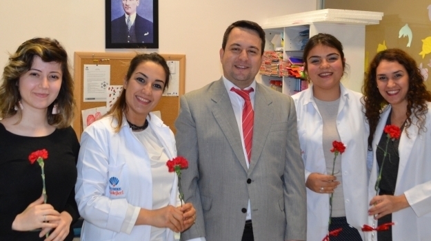 Konyaaltı Kampüsünde 8 Mart 'Dünya Kadınlar Günü' Coşkuyla Kutlandı
