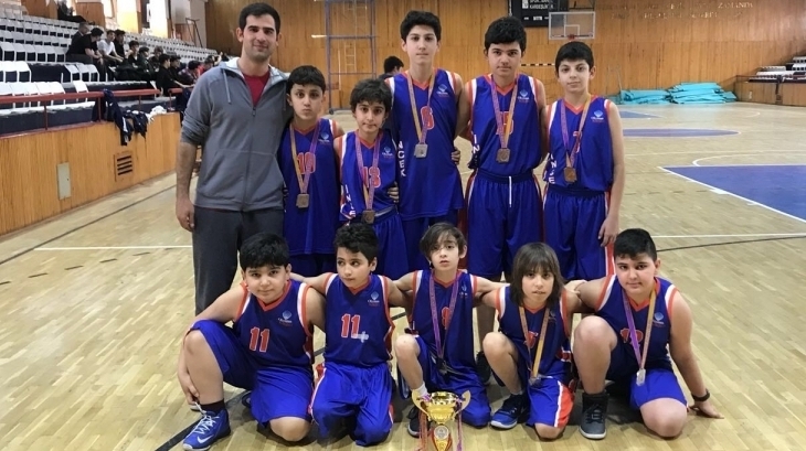 Küçük Erkek Basketbol Takımımızdan İlçe 2.liği 