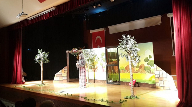 Mimarsinan Okyanus Koleji Okul Öncesi Kademesi İngilizce Tiyatro Etkinliğinde