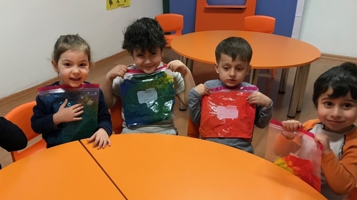 Okul Öncesi Deniz Yıldızları Grubu Öğrencileri Fen - Matematik Etkinliğinde