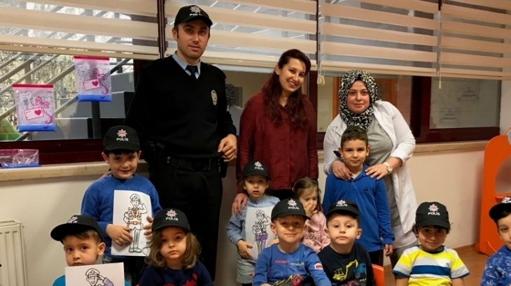 Okul Öncesi Deniz Yıldızı Öğrencileri Aile Katılım Etkinliğinde