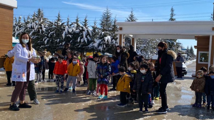 Özel İncek Okyanus Anaokulu Öğretmen ve Öğrencileri “Deprem Anı ve Tahliye Tatbikatına Katıldılar.