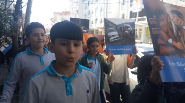 Yeşilay Haftası'nda Anlamlı Etkinlik