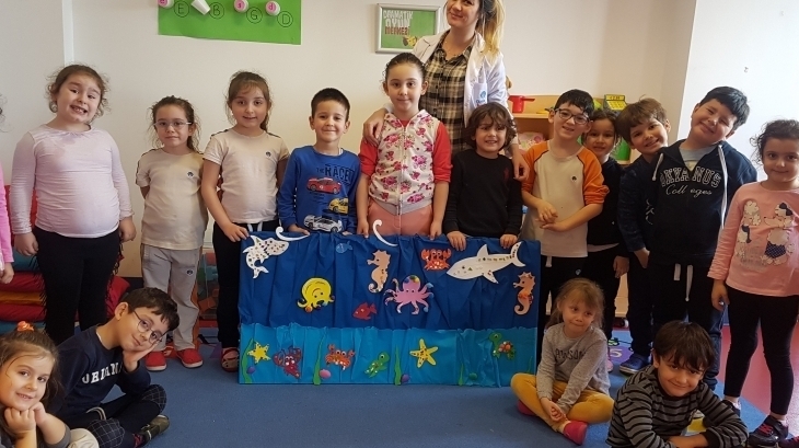 Yıldızlar grubu öğrencileri 7 Mart Perşembe Günü Art& Craft Dersinde