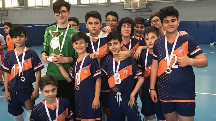 17. Nilüfer Spor Şenliklerinden Bir Kupa Daha ...