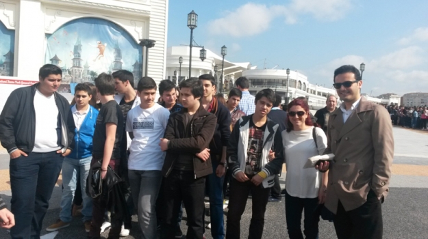 Avcılar Okyanus 9. ve 10. Sınıf Öğrencileri, Vialand'da Eğlendi