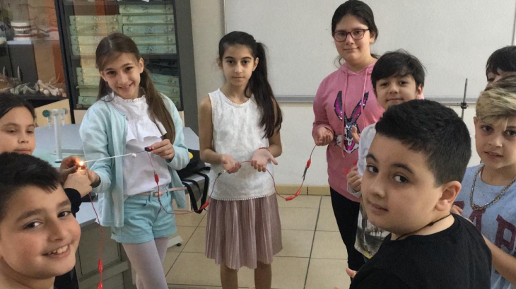 ''Ortaokuluma Adım Adım 5. Sınıfa Başladım''