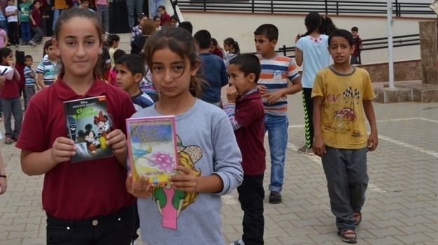 Adana Okyanus Koleji 4.Sınıf Öğrencileri Köy Okulu Gezisinde