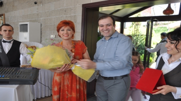 Annelerle Kahvaltı