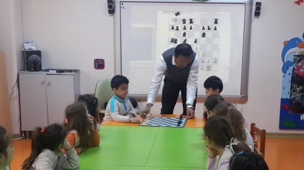 Avcılar Yıldızlar Grubu Satranç Etkinliğinde