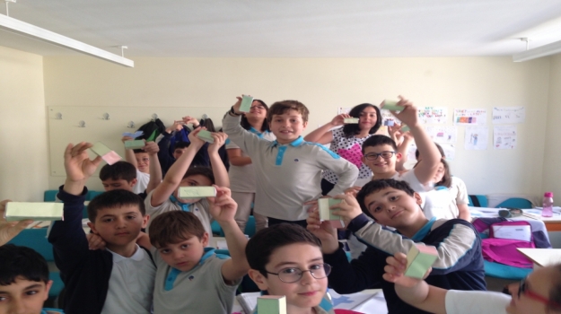 Bahçelievler Okyanus 5. Sınıf Matematik Dahileri "Prizma" Yaptılar