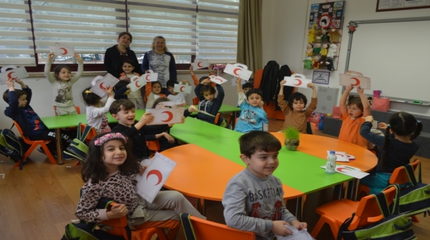 Bahçelievler Okyanus Okul Öncesi Gezegenler Grubu Aile Katılımı Etkinliğinde