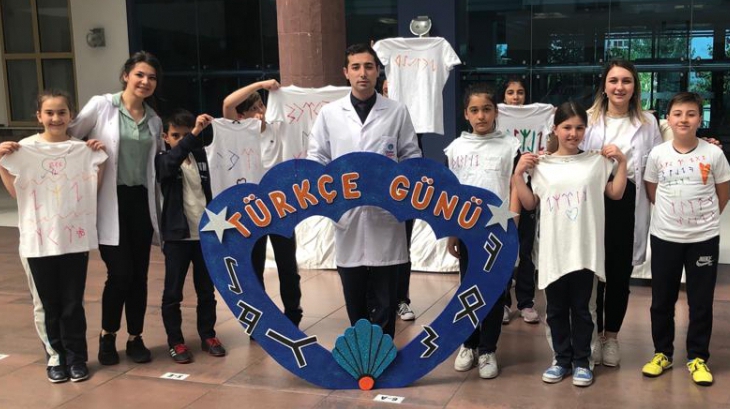 Bahçeşehir Okyanus Koleji Ortaokul Kademesinde Türkçe Günü Coşkuyla Kutlandı