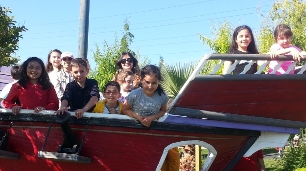 Beylikdüzü Okyanus Dil Okulunda Nisan Şenliği