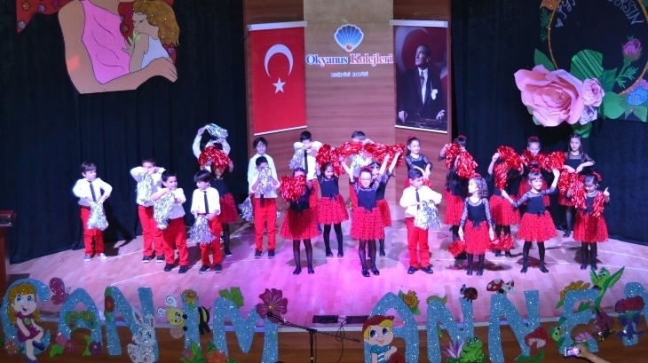 Beylikdüzü Okyanus Kolejinde Anneler Günü Etkinliğimiz