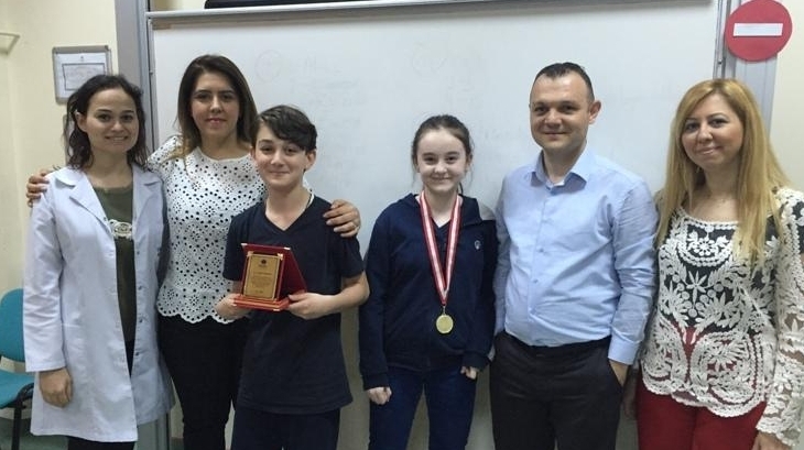 Beylikdüzü Okyanus Ortaokulu’nda NÖS, Ayın Örnek Öğrencileri, LKS Madalya ve Plaketleri Verildi