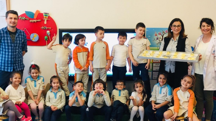 Bornova Okyanus Koleji Gezegenler Grubu Öğrencileri Aile Katılımı Etkinliğinde