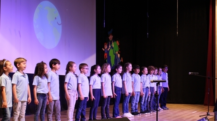 Bornova Okyanus Koleji’nde 23 Nisan Coşkusu