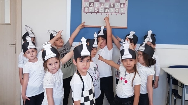 Eryaman Okyanus Koleji Okul Öncesi Bölümü A ve B Grubu Öğrencileri Satranç Şenliğinde