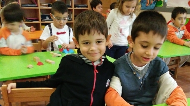 Fatih Okyanus Koleji İnciler Grubu Fastrackids Dersinde