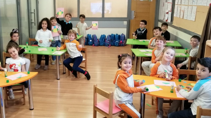 Fatih Okyanus Koleji İnciler Grubu Sanat Dersinde