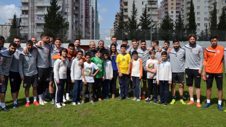 Geleceğin Futbolcularından Adana Spora Meslek Ziyareti