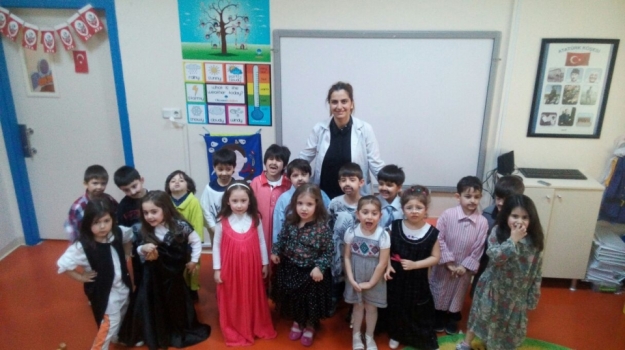 Güneşli Okul Öncesi Öğrencilerimiz Dünya Aile Gününü Kutluyor
