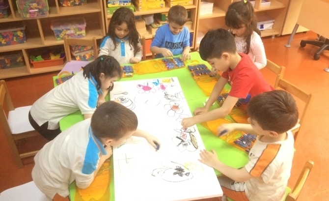 Güneşli Okyanus Koleji Okul Öncesi Yıldızlar Grubu Öğrencileri Sanat Etkinliğinde
