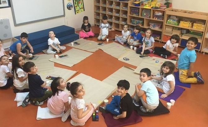 Güneşli Okyanus Koleji Okul Öncesi Yıldızlar Grubu Öğrencileri Sanat Etkinliğinde