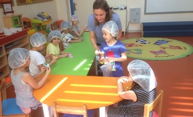 Güneşli Okyanus Koleji Okul Öncesi Yıldızlar Grubu Öğrencileri Aile Katılım Etkinliğinde