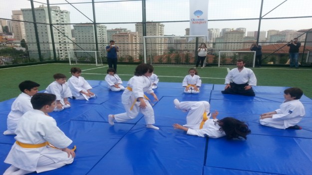 Halkalı Okyanus'ta Spor Yetenek Kulübü'nün Yıl Sonu Gösterileri