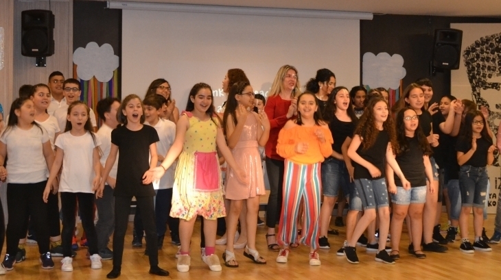 İngilizce Yıl Sonu Gösterimiz 'FUNDAY' Gerçekleşti