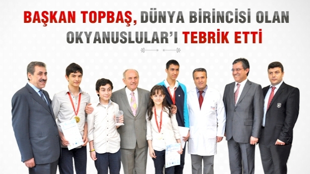 Kadir Topbaş'tan Altın Madalyalı Öğrencilere Tebrik
