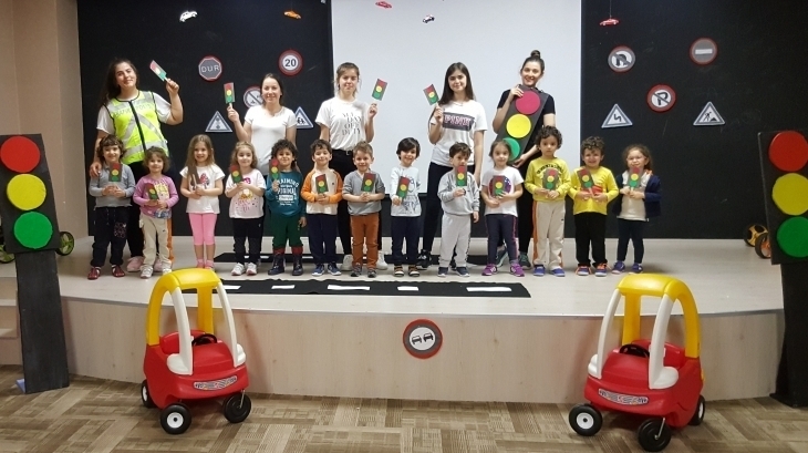 Mimarsinan Okyanus Koleji Okul Öncesi Kademesi Tiyatro Etkinliğinde
