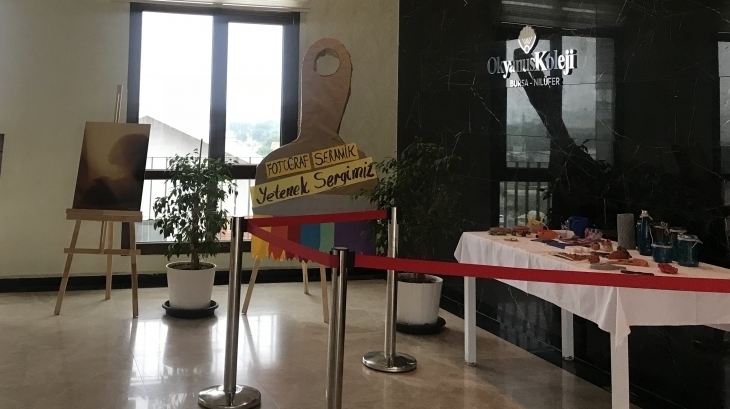 Nilüfer Okyanus Ortaokulu Fotoğrafçılık ve Seramik Dersi Öğrencileri Sergi Açtı