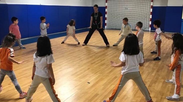 Okul Öncesi Bulutlar Grubu öğrencileri Beceri Koordinasyon Etkinliği Dersinde