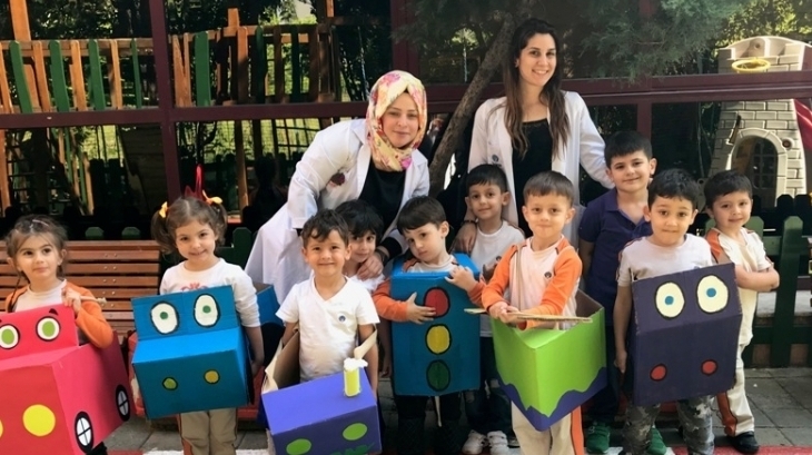 Okul Öncesi Deniz Yıldızı Grubu Bilingual Etkinliğinde
