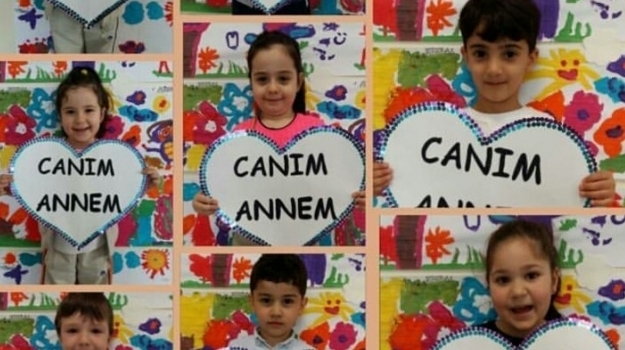 Sancaktepe Okul Öncesi Öğrencileri Anneler Gününü Kutluyor