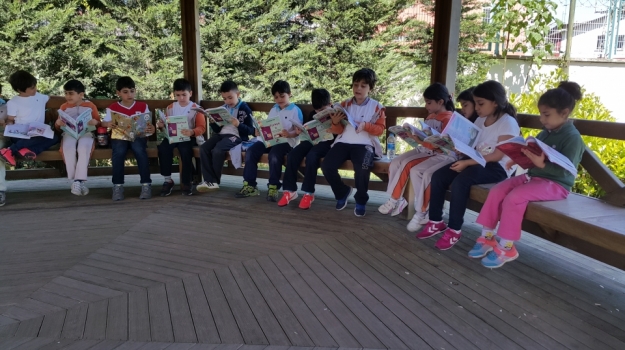 Sancaktepe Okyanus 2-C Sınıfı Açık Havada Ders İşledi