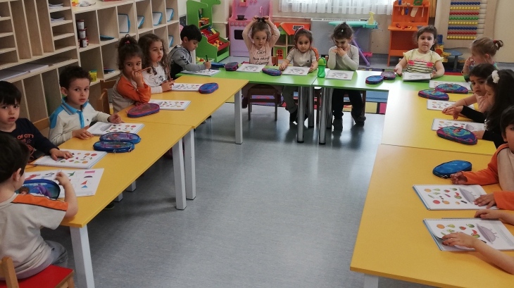 Sancaktepe Okyanus Koleji Okul Öncesi Çiçekler Grubu Öğrencileri Okuma Yazmaya Hazırlık Etkinliğinde