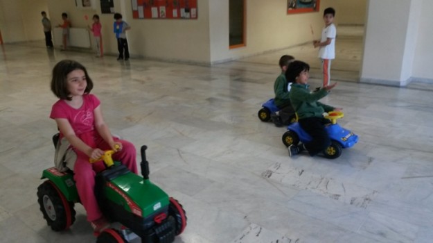 Sancaktepe Okyanus'ta 1. Sınıflar'ın Trafik Oyunu