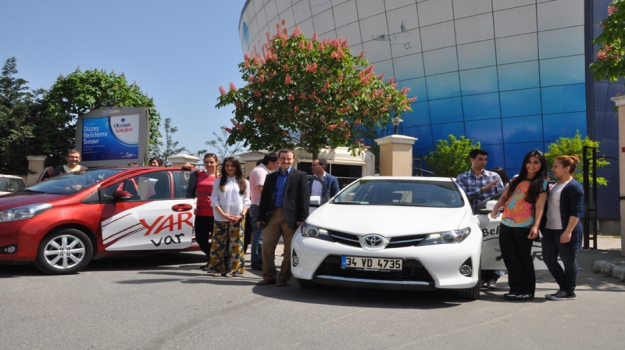 Toyota'dan Öğretmenlerle Test Sürüşü