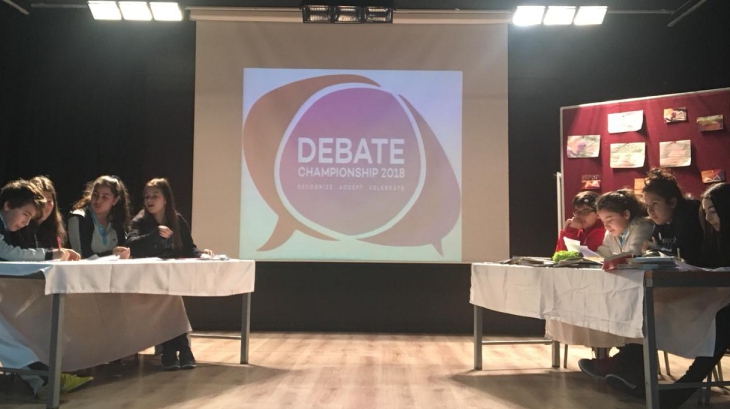 In Güneşli Okyanus Secondary School 7th Graders Had A Debate