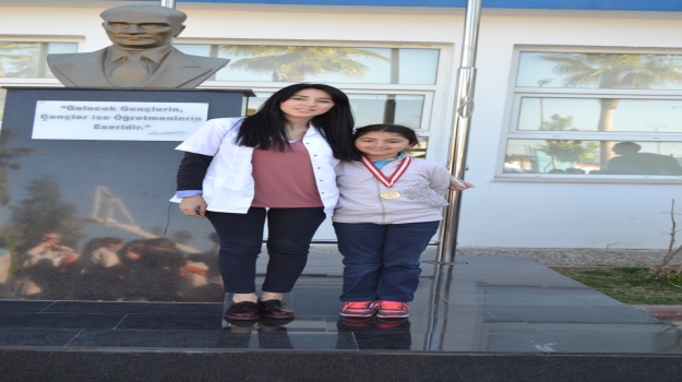 'Ayın Müzisyeni' Seçilen Öğrenciler Madalyalarını Aldılar