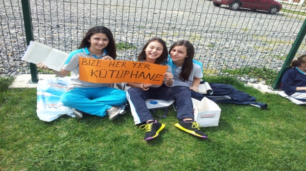 Ataşehir Okyanuslular, Her Yerde Kitap Okuyor