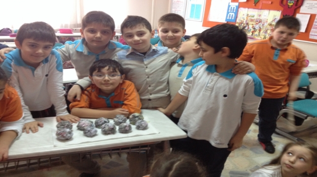 Atık Gazete ve Kağıtlardan Oyun Hamuru