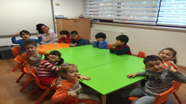 Bahçelievler Okyanus Okul Öncesi Balıklar Grubu Fen ve Matematik Dersinde