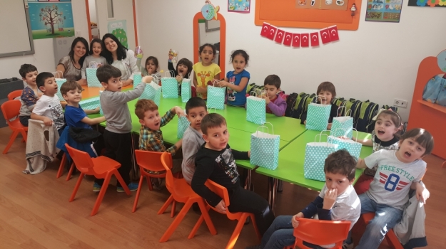 Bahçelievler Okyanus Okul Öncesi Gökkuşağı Grubunda Aile Katılım Etkinliği