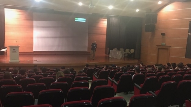 Bahçeşehir Kampüsü 11. Sınıflara Motivasyon Semineri Düzenlendi