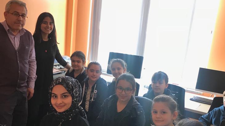 Bayrampaşa Okyanus Ortaokulu Rehberlik Birimi'nin Gelecekte Bir Gün Meslekte İlk Gün Projesi